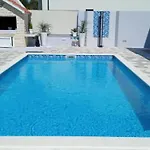 Villa Ava